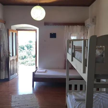 Filikur Himare